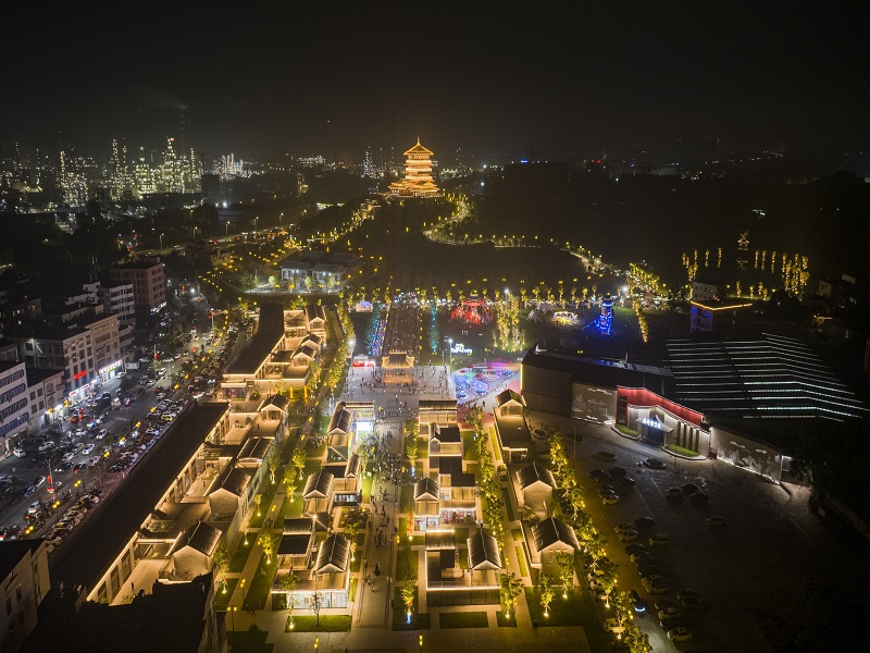 1716013343702752.jpg 庙街全景.jpg