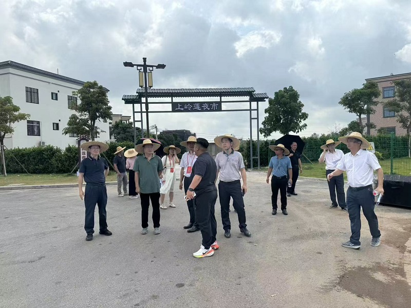 1724902351135033.jpg 叶广勇到庙街调研.jpg