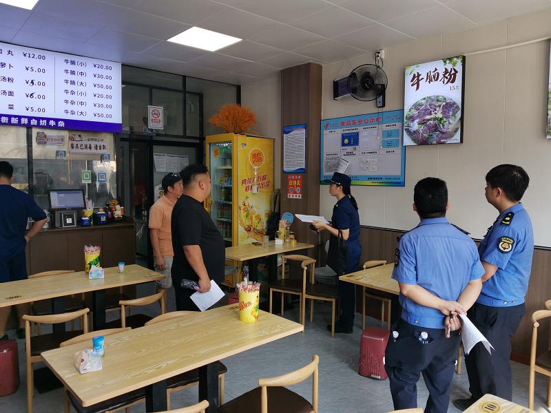 1726199071120790.jpg 区安委办到庙街检查.jpg